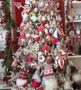 negozio-di-natale-camigliatello-08