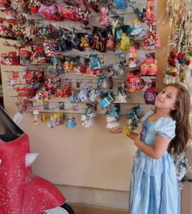 negozio-di-natale-camigliatello-11